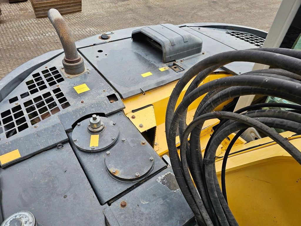 New Holland E235BSR-2 WE1537