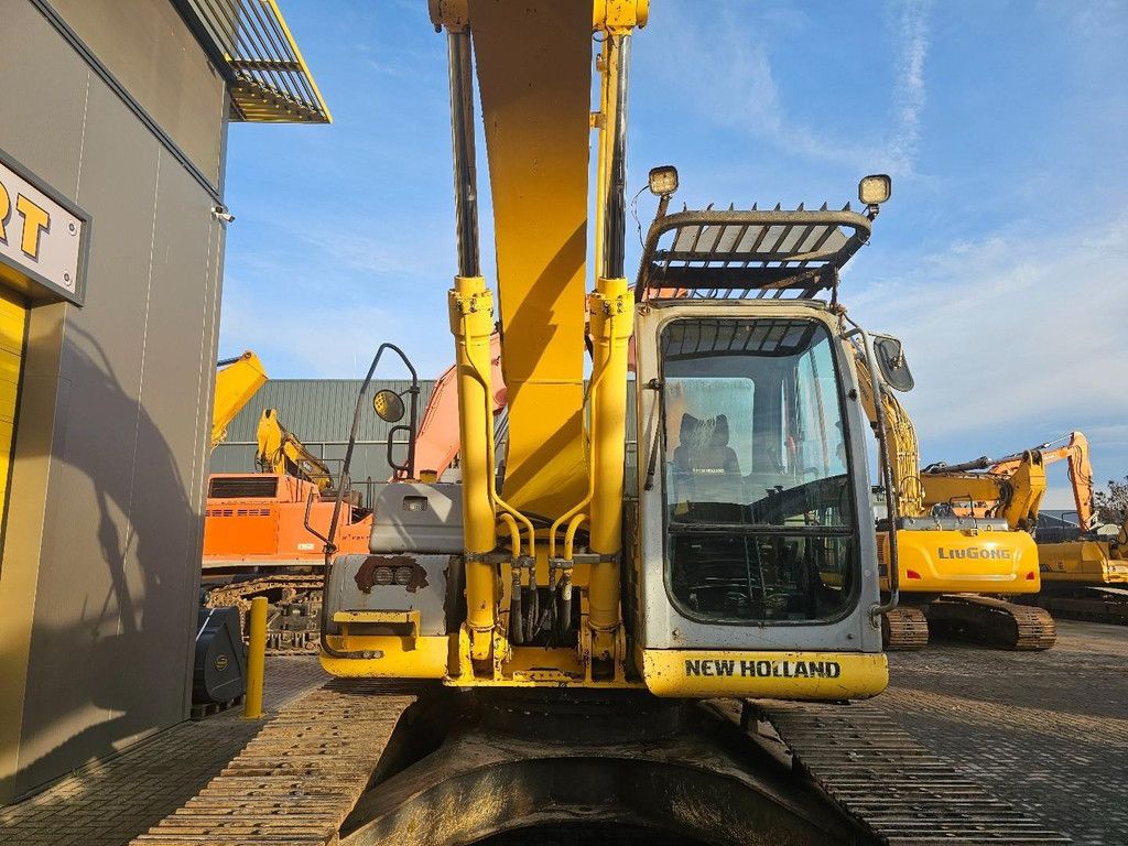 New Holland E215B WE1548