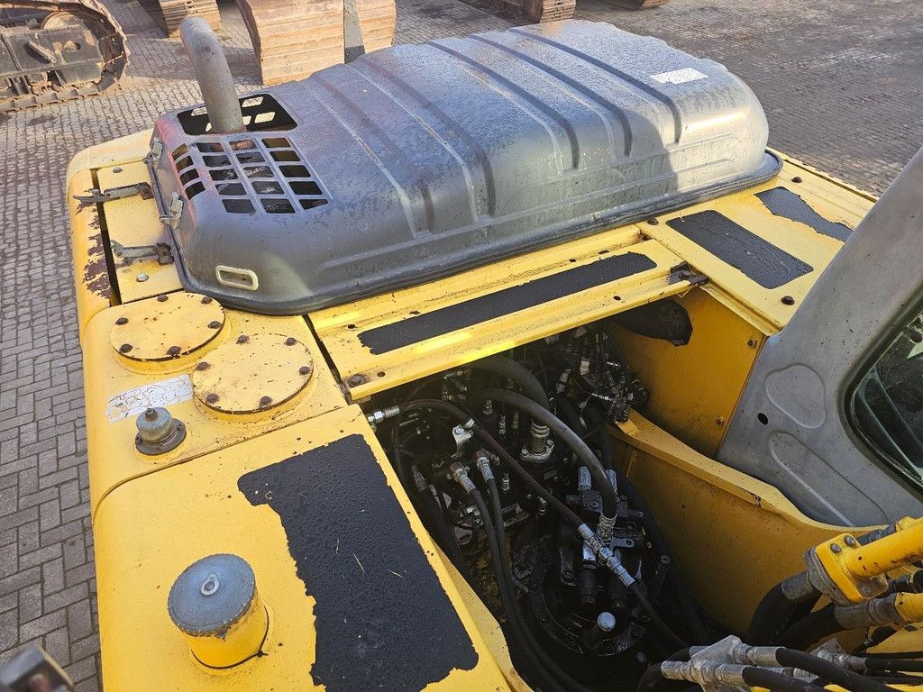 New Holland E215B WE1548