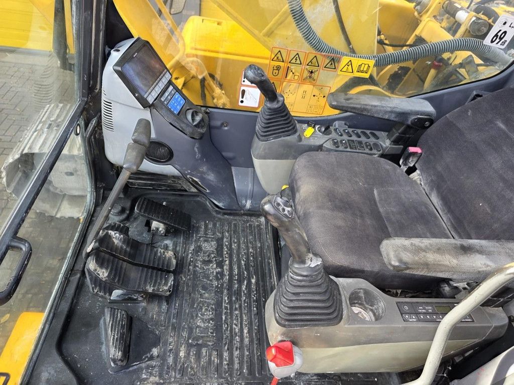 Komatsu PC210LC-8 WE1483