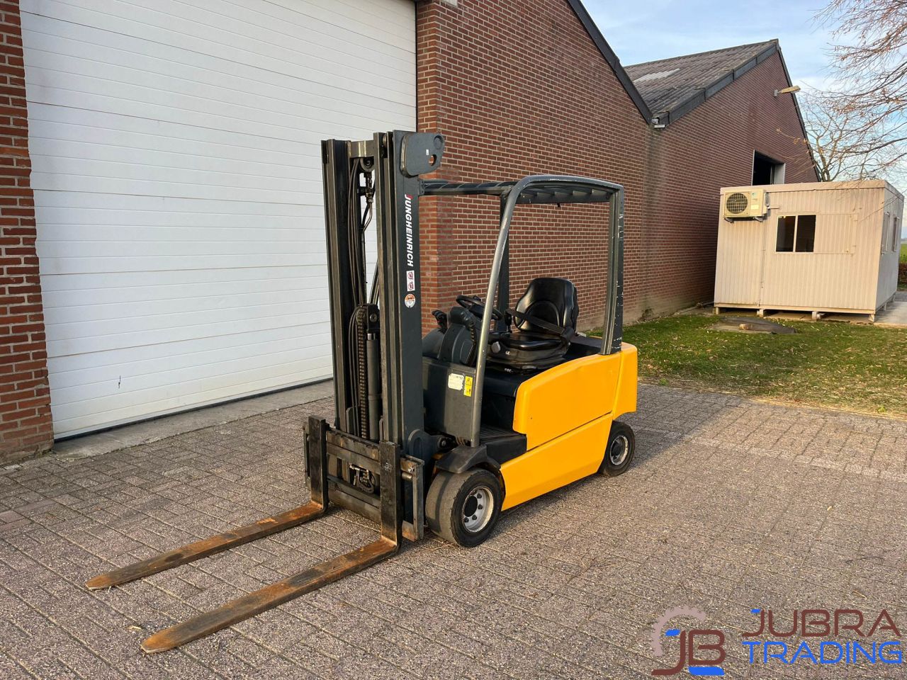 Jungheinrich EFG 320 Elektrisch | 2011 | 13431U | 2.0T | 475CM