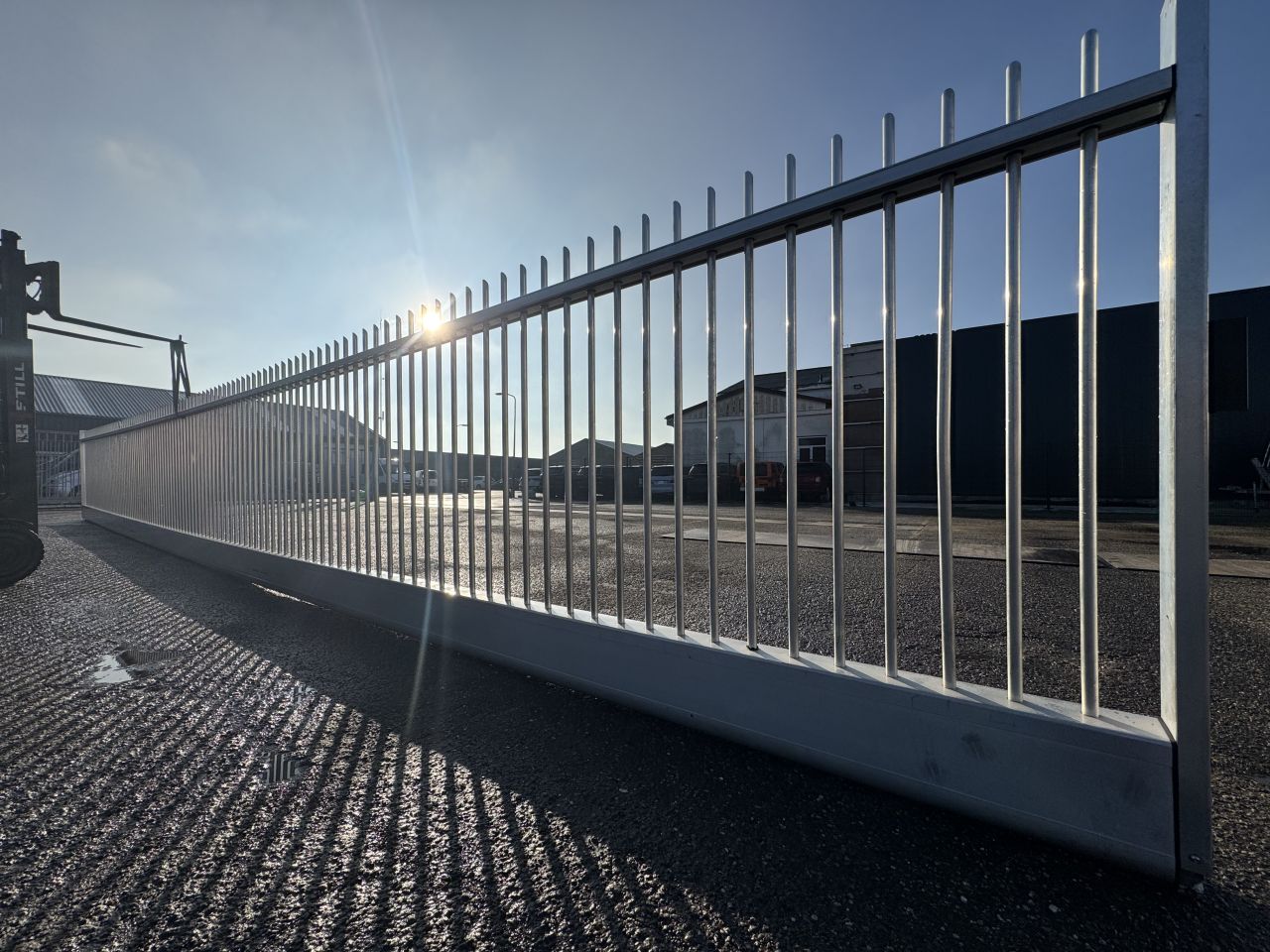 Vrijdragende Schuifpoort 12m – Uitbreidbaar tot 17m Doorgang!