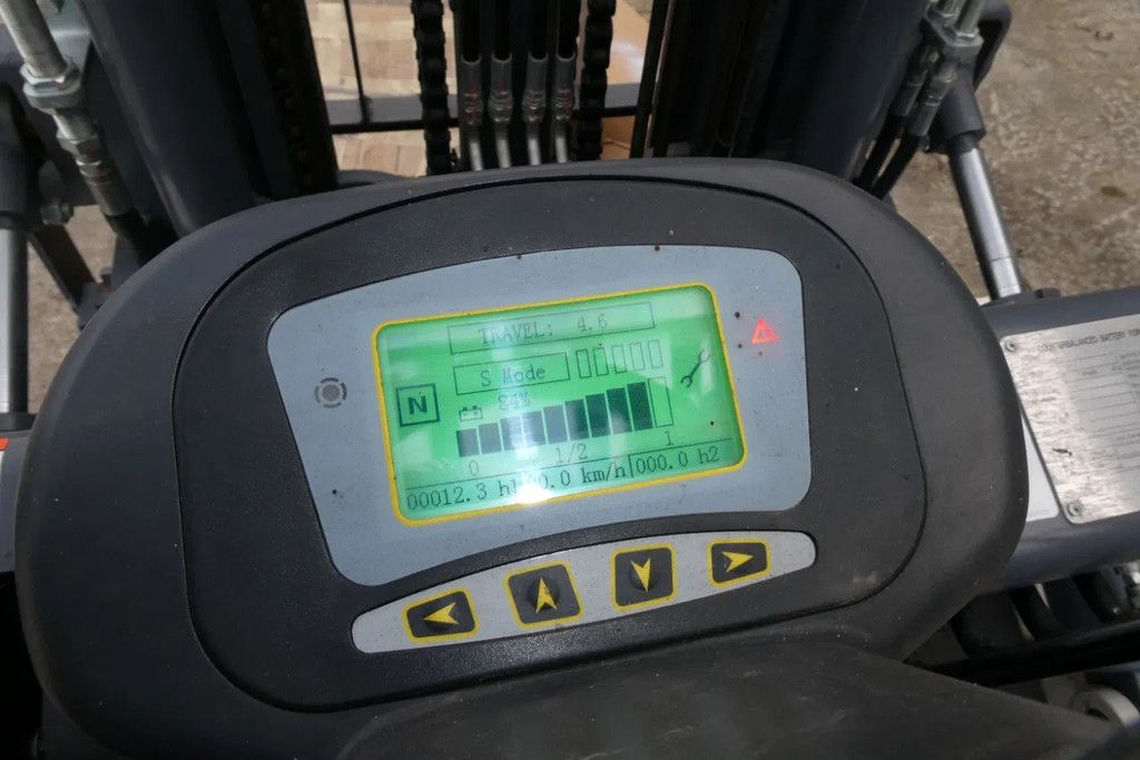 Eurotrac Heftruck FE30-Eco