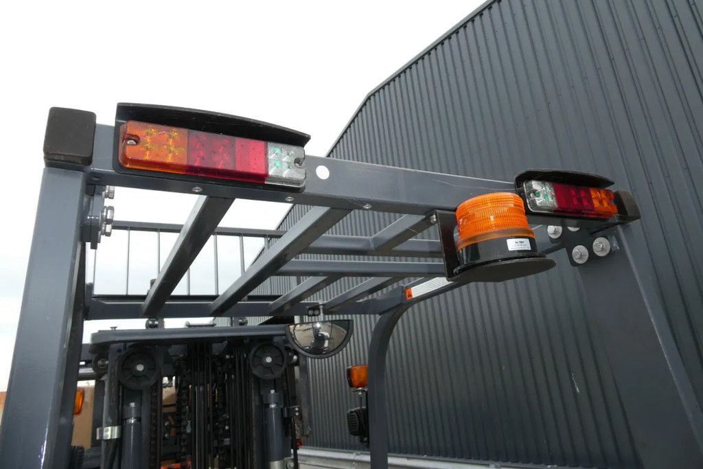 Eurotrac Heftruck FE30-Eco