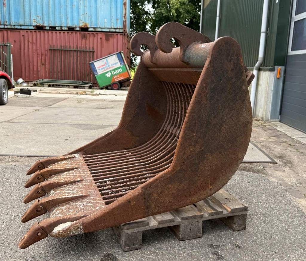 Skeleton bucket - puinriek - Sieblöffel 130cm wide