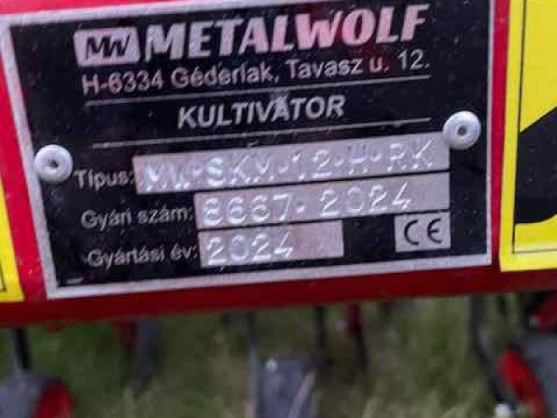 Metalwolf Rübenhackgerät 50cm Reihe mit Zocon Streuer