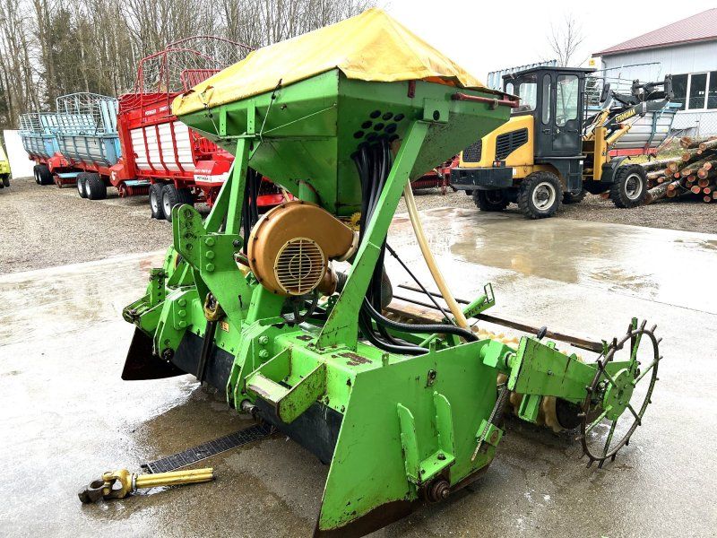 Deutz-Fahr Z2100 Zinken-Rotoregge mit pneumatischer