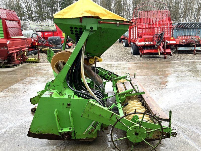 Deutz-Fahr Z2100 Zinken-Rotoregge mit pneumatischer