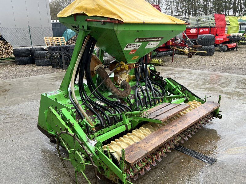 Deutz-Fahr Z2100 Zinken-Rotoregge mit pneumatischer