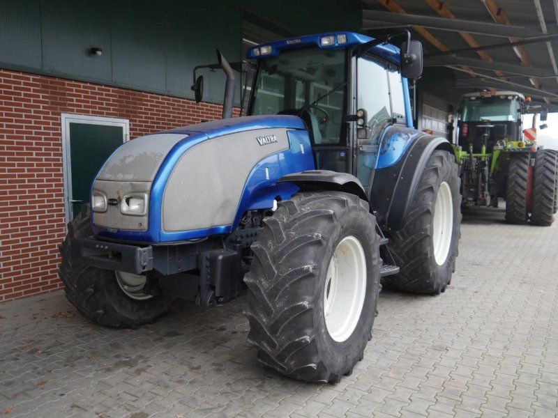 Valtra T130