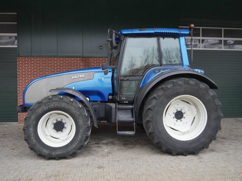 Valtra T130