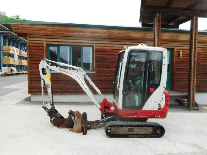 Takeuchi tb 216 ( 1.865kg ) 3 löffel + verstellfahrwerk