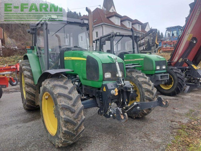 John Deere 3300