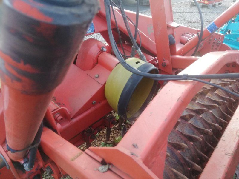 Kuhn HA300