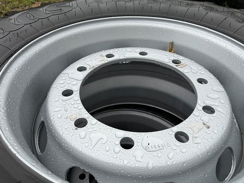 Rad Unimog LKW 445 65 R22.5 Mitas Continental Felgen inkl.