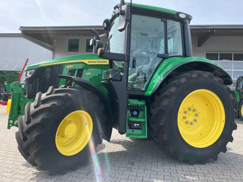John Deere 6M 125