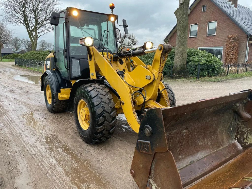 Caterpillar 906 H2 Shovel Loader