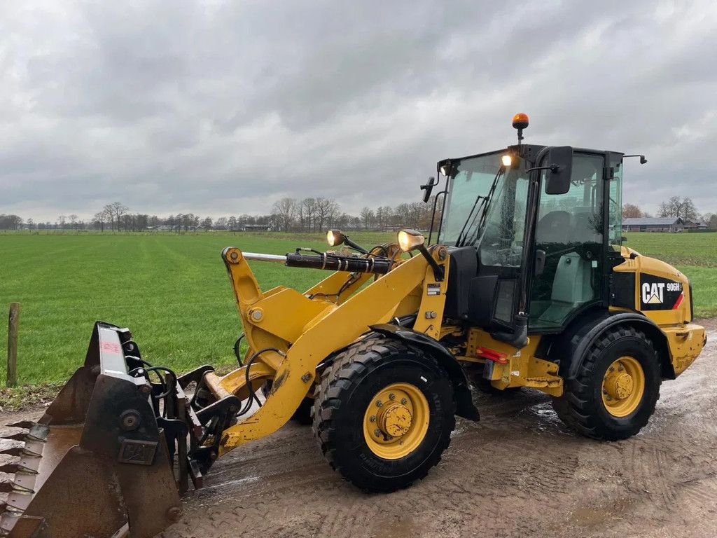 Caterpillar 906 H2 Shovel Loader