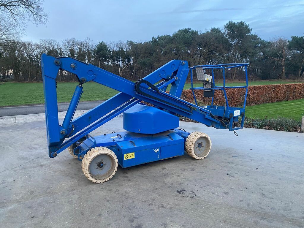 Upright ab38 hoogwerker