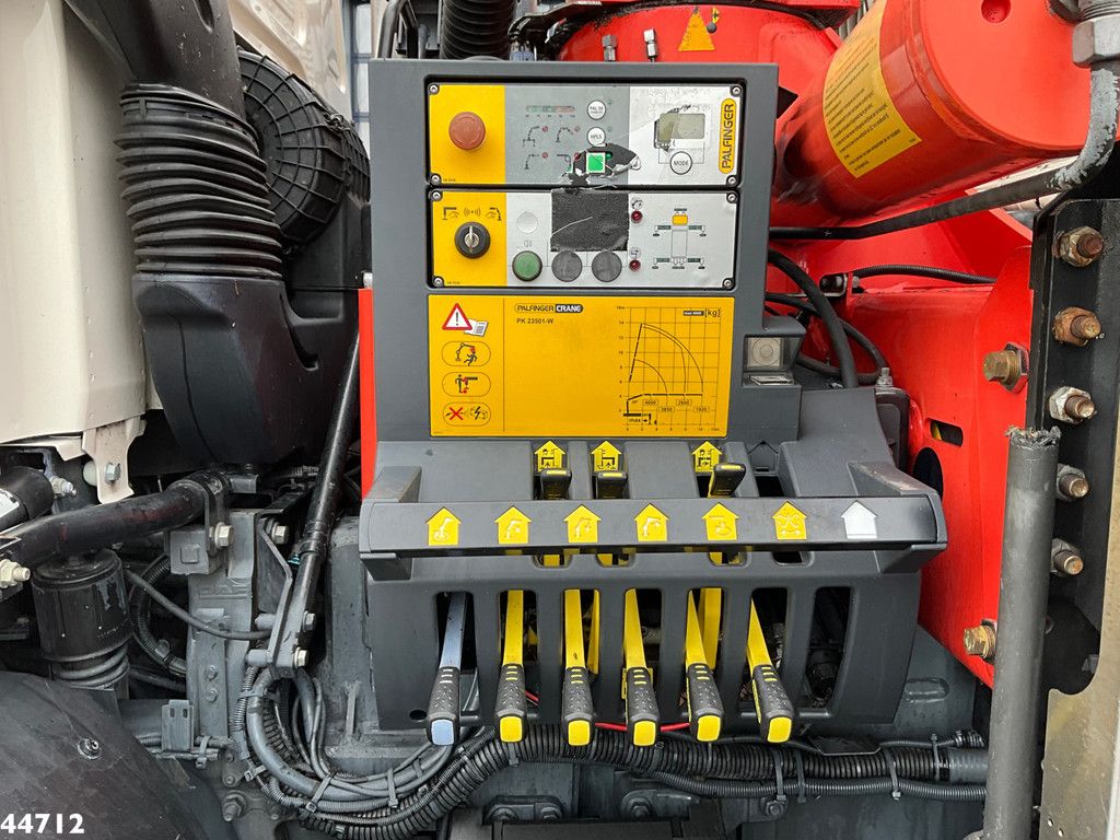 DAF FAN CF 290 Euro 6 Palfinger 23 Tonmeter laadkraan Just 166.890 km!