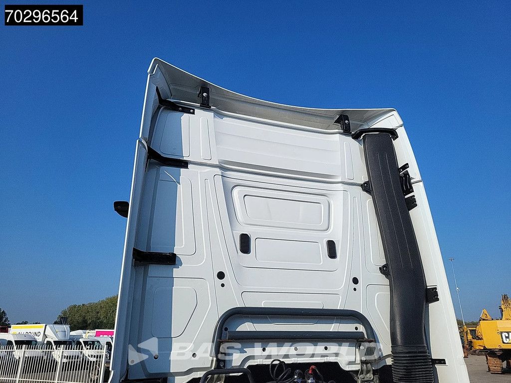 Mercedes Actros 1845 4X2 BigSpace 2xTanks Led Euro 6