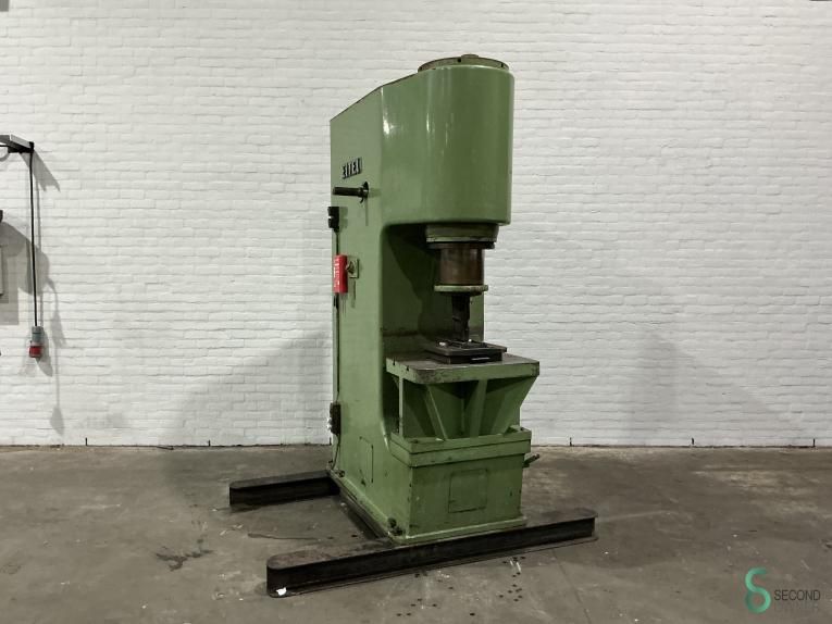 Hydraulische persen Eitel RP 100 1967