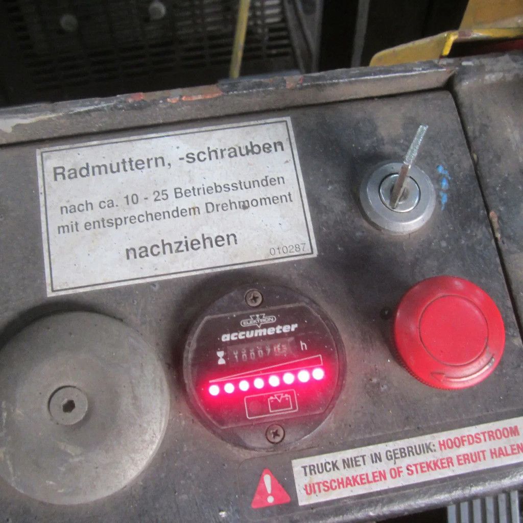 Sichelschmidt Heftruck 1250 kg., elek., duplomast, side shift.