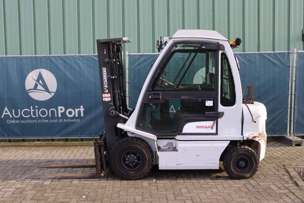 Gabelstapler Nissan U1D2A25LQ LPG 2500kg 4,5m 2013
