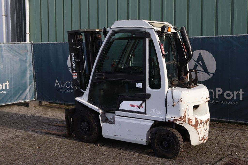 Gabelstapler Nissan U1D2A25LQ LPG 2500kg 4,5m 2013