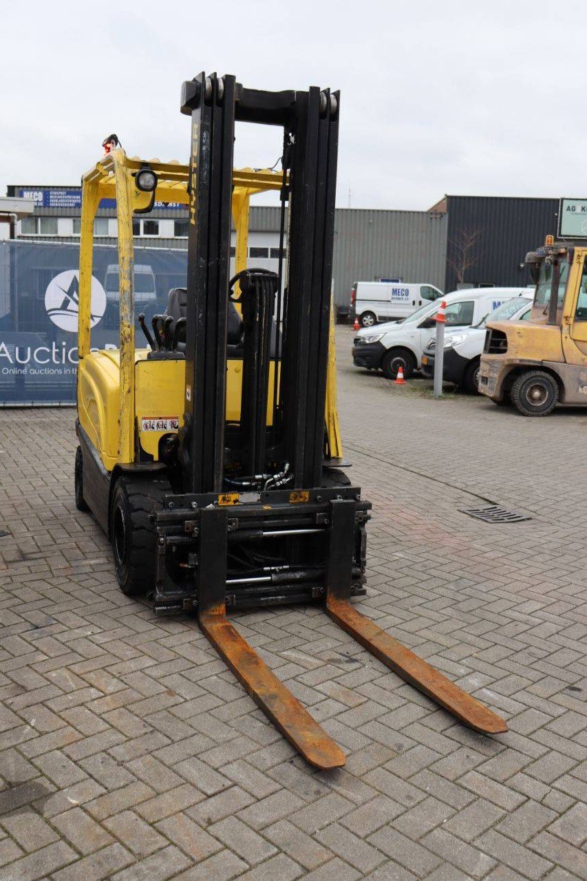 Hyster J2.5XN Electric Forklift 1910kg 2014
