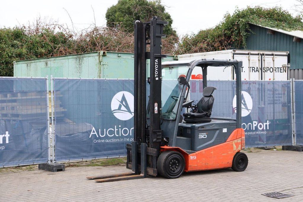 Toyota 8FBMT-30 Electric Forklift 3000kg 4.5m 2017