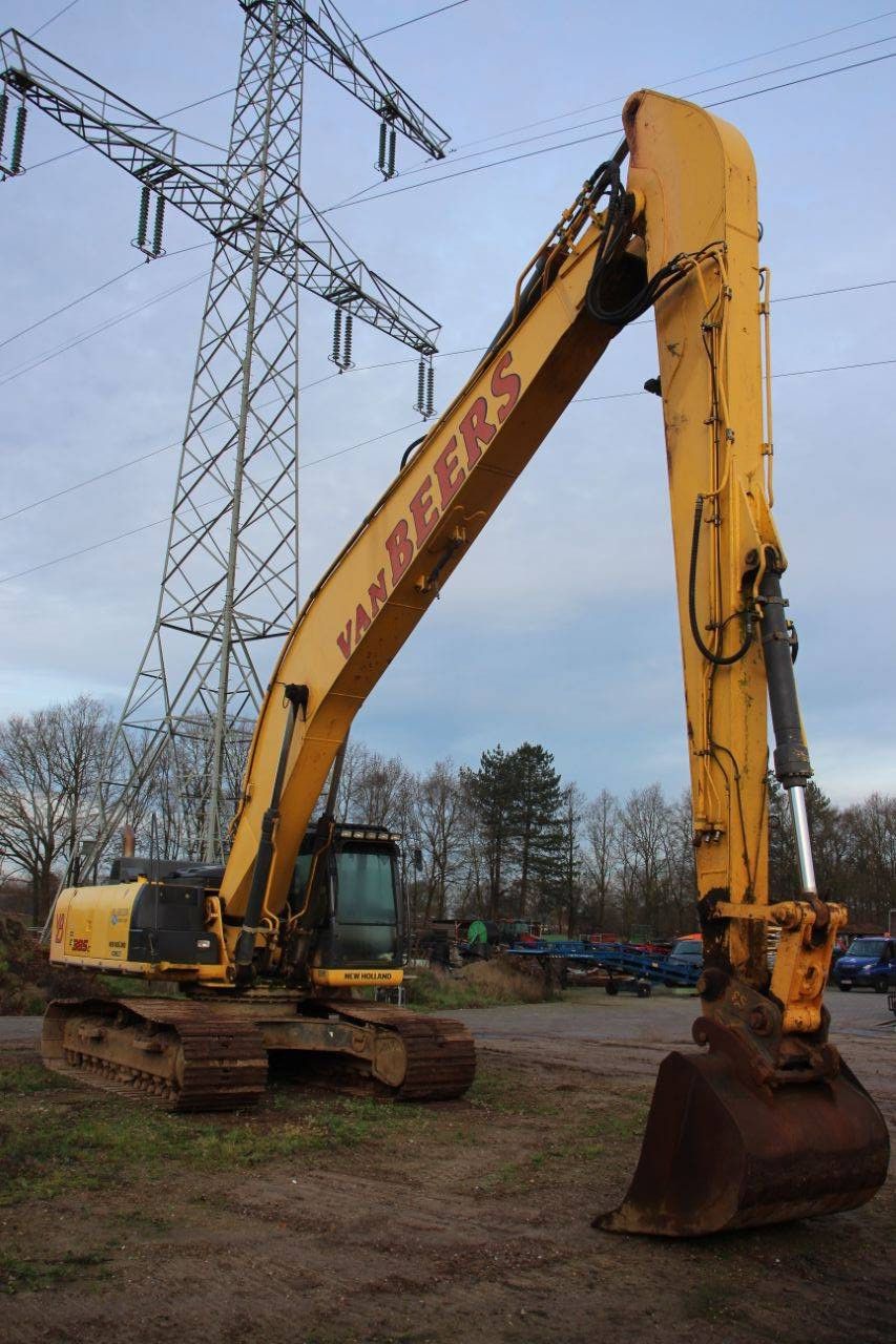 New Holland Kobelco E 385C Diesel-Raupenbagger 2012