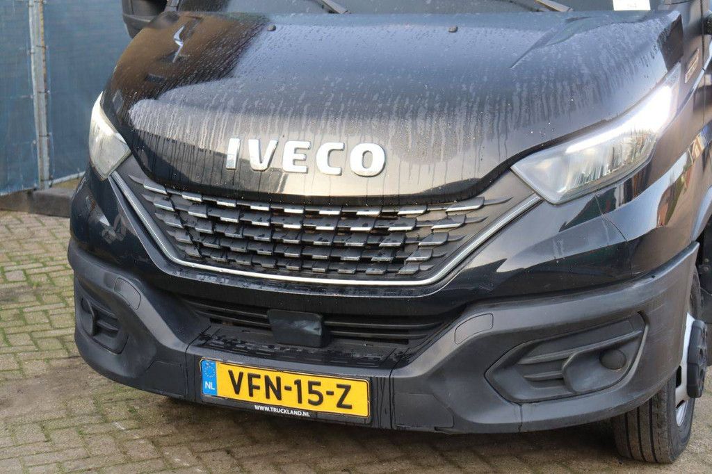 Iveco Daily 40C21 Hi-Matic Diesel, Baujahr 2020, mit Luftbremse