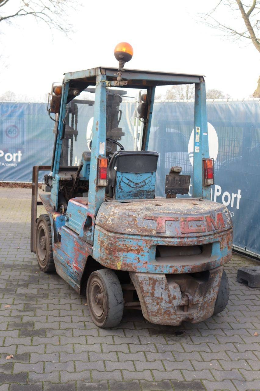 Gabelstapler TCM FHD25Z Diesel 2500 kg 3,0 m