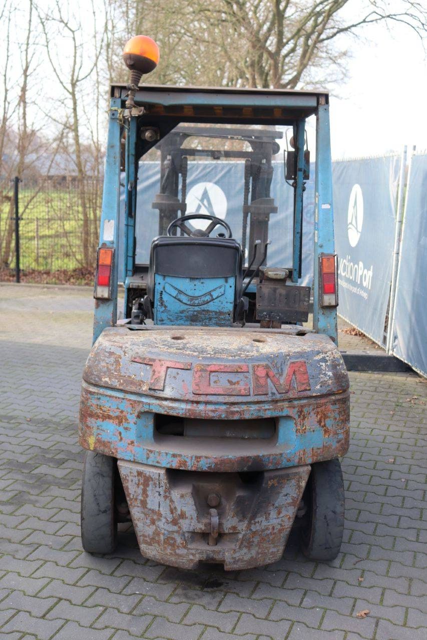 Gabelstapler TCM FHD25Z Diesel 2500 kg 3,0 m