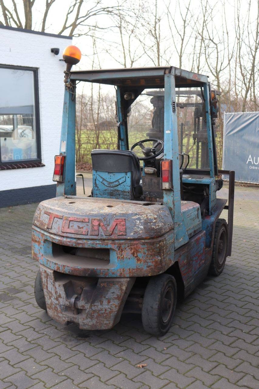 Gabelstapler TCM FHD25Z Diesel 2500 kg 3,0 m