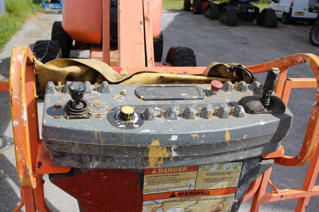 Articulating boom lift JLG 600AJ Diesel 20.46m 1997