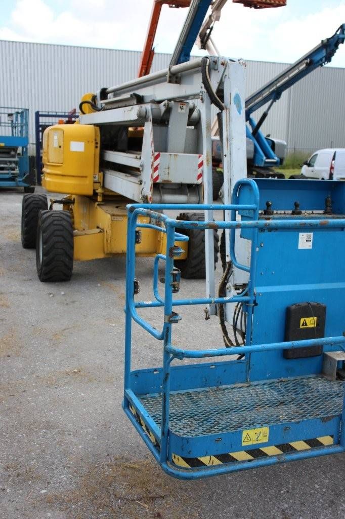 Articulating boom lift Genie Z-60/34 Diesel 20.39m 2005
