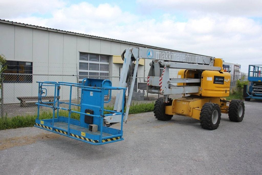 Articulating boom lift Genie Z-60/34 Diesel 20.39m 2005