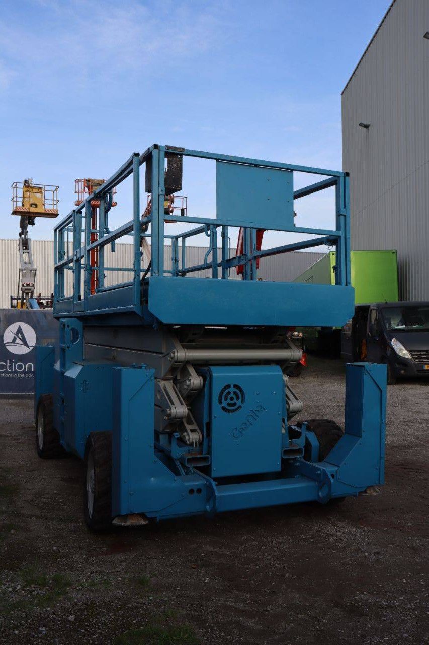 Scherenarbeitsbühne Genie GS-4390 Diesel 15,11 m 2003