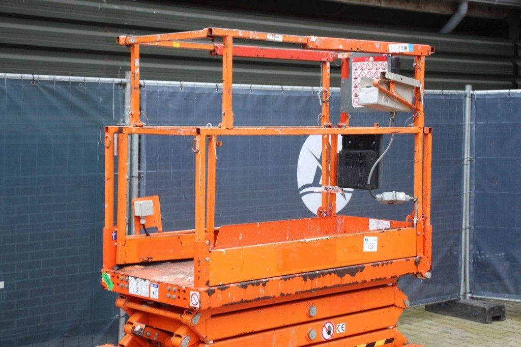 Scissor Lift Skyjack SJ III 3219 Electric 2015