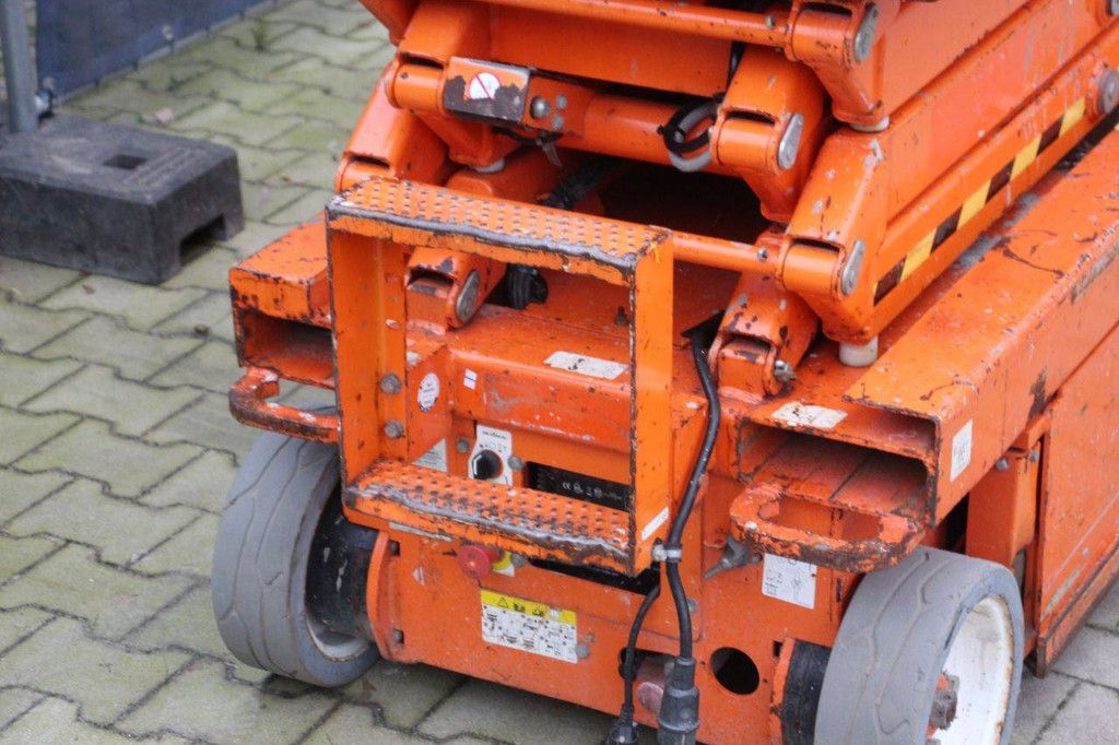 Scissor Lift Skyjack SJ III 3219 Electric 2015