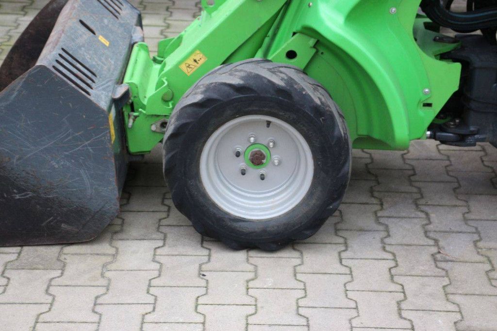 Articulated loader Avant M528RIMCT Diesel 2018