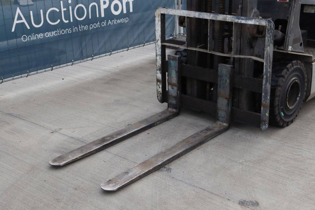 Forklift Nissan P1B2 Electric 2000kg 3.0m 2007