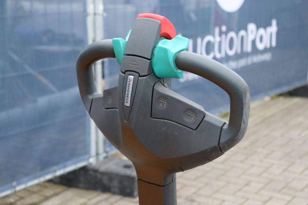 Stacker Jungheinrich EJC 216 Electric 1600kg 2018