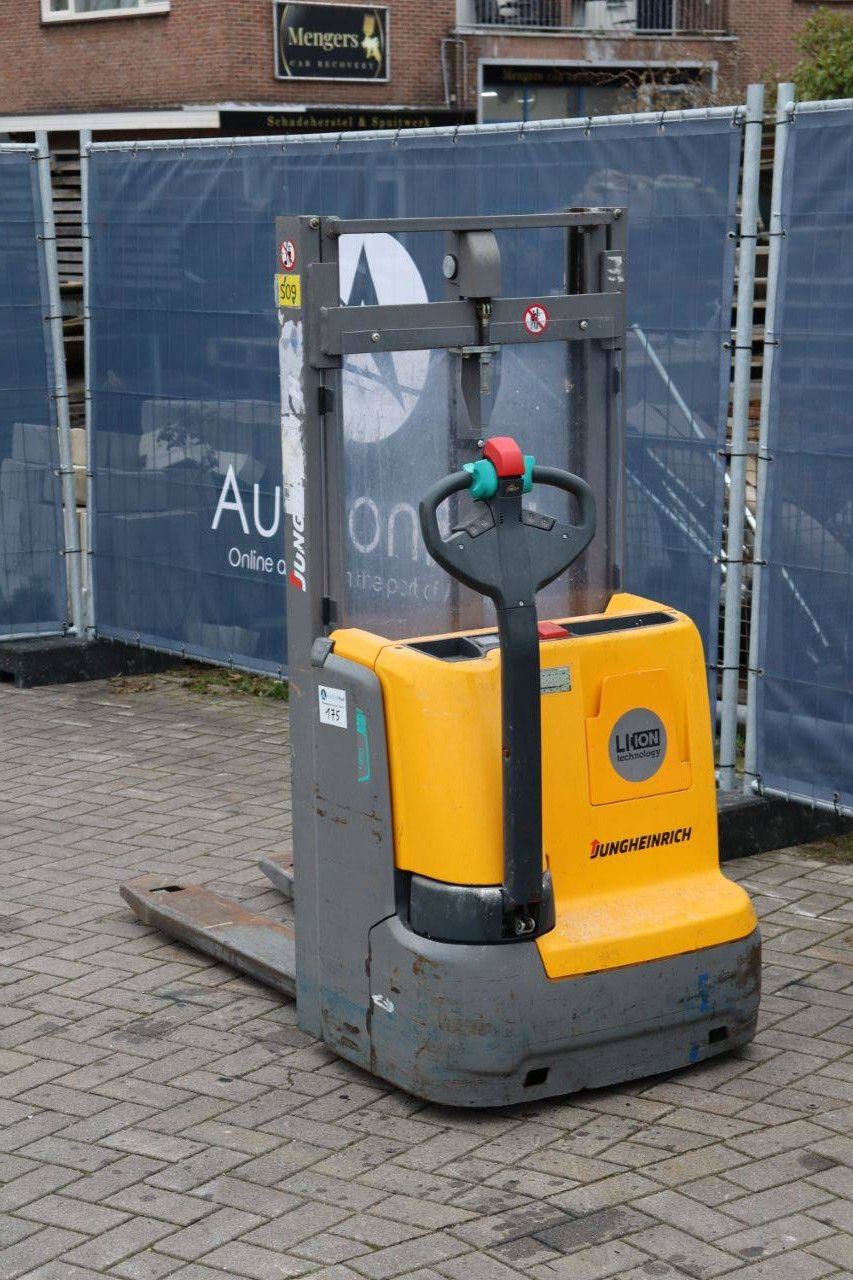 Stapler Jungheinrich EJC 110 Elektro 1000kg 2020