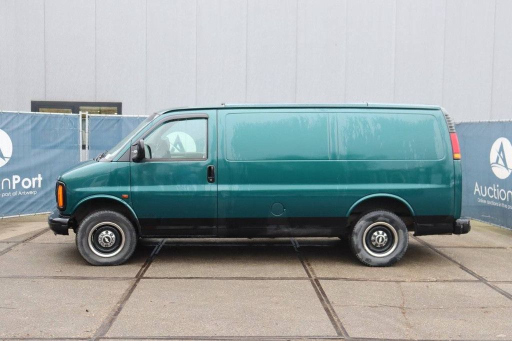 Chevrolet Chevy Van Diesel 2000 Van