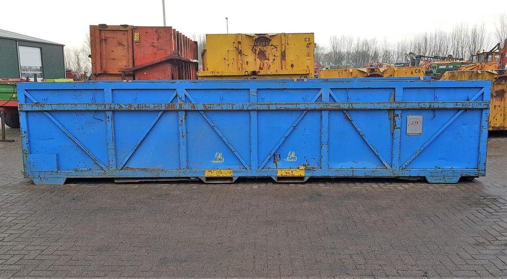 Opslag flat met lepelinsteek