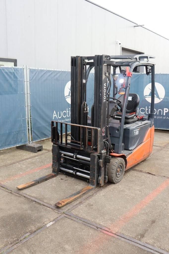 Toyota 8FBE18T Elektrogabelstapler 1800 kg 4,7 m 2021