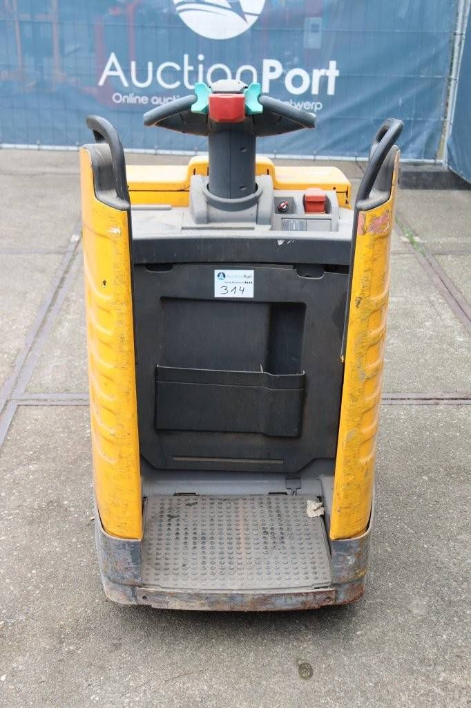 Pallet truck Jungheinrich ERE 225 Electric 2500kg 2016